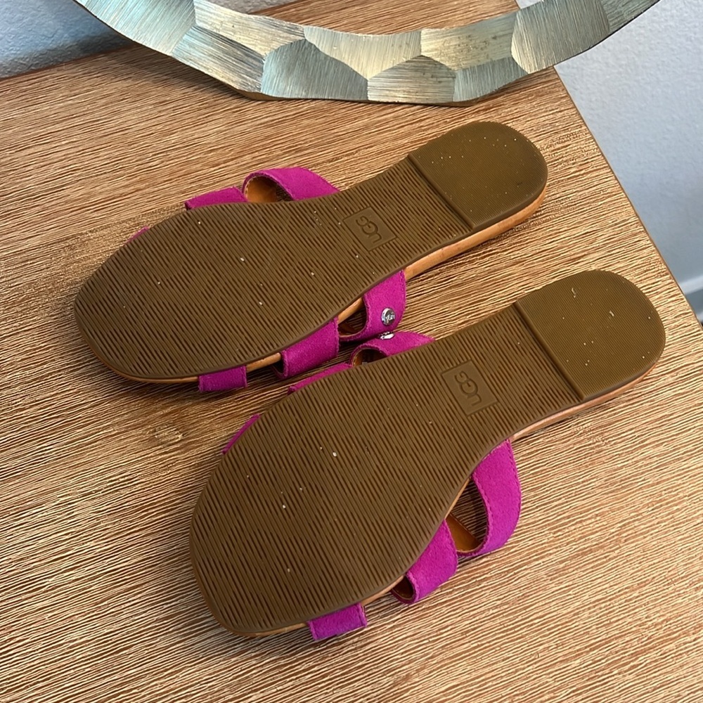 UGG Sandals - Picture 3 of 5